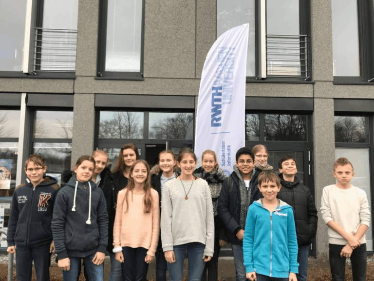 MINT-Minds zu Besuch am InfoSphere