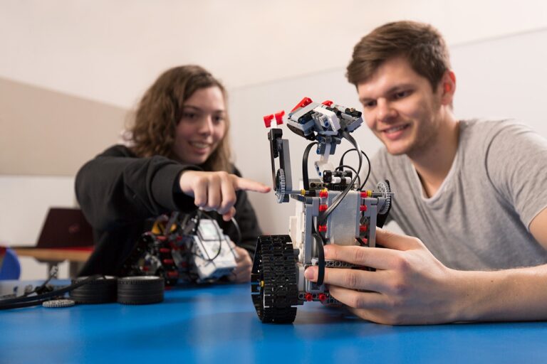 CoLab – Fahrrad, Hooverboard, Roboterauto? Kids auf Fantasiereise in die Zukunft!